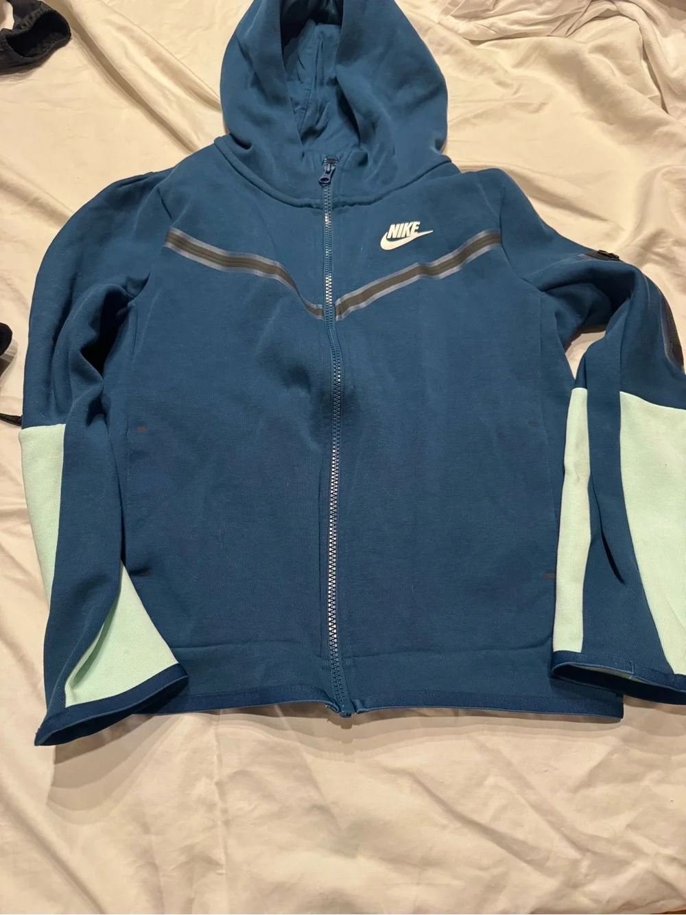 Nike Tech Fleece full zip hoodie  Never worn size 12